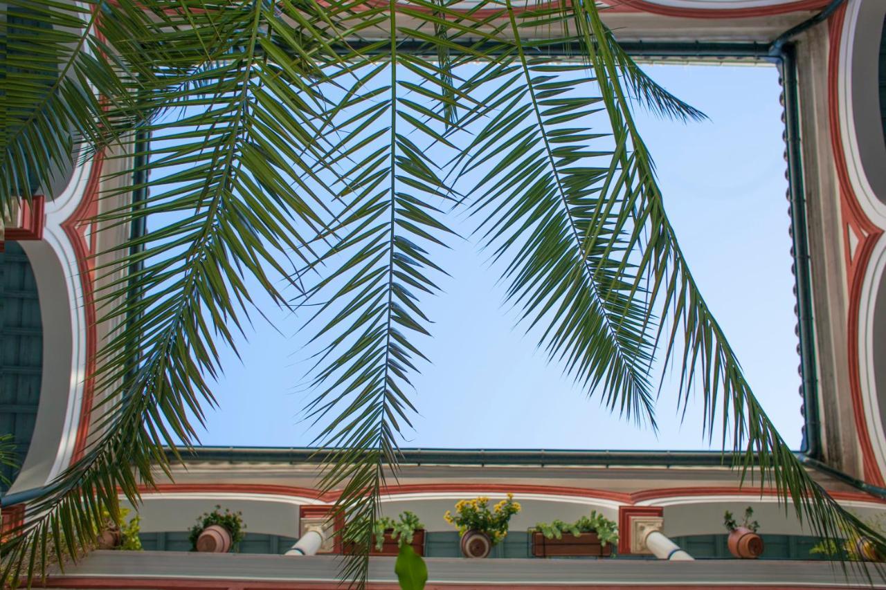 Alohamundi Alfalfa Seville Exterior photo